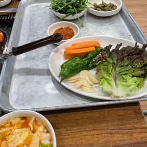 수양오리돌판구이 사진