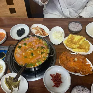 금암동 부대찌개 사진