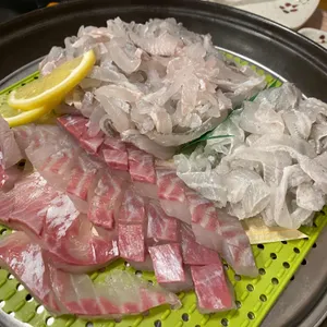 뱃고동횟집 사진