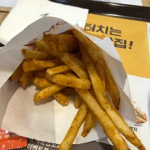 맘스터치 사진