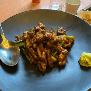 더라운드 리뷰 사진