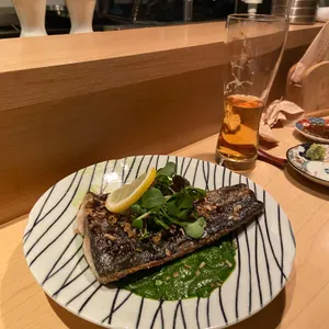 사이 사진