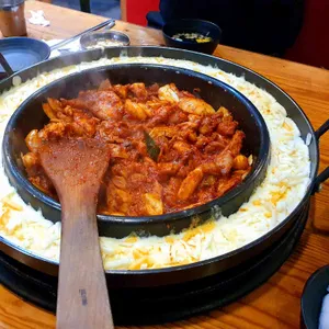 유가네닭갈비 사진