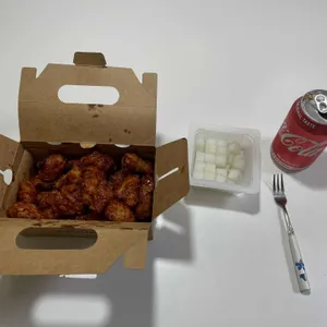 교촌치킨 리뷰 사진