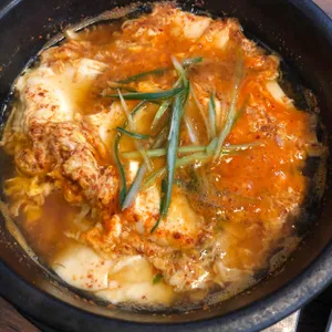 돈통마늘보쌈 사진