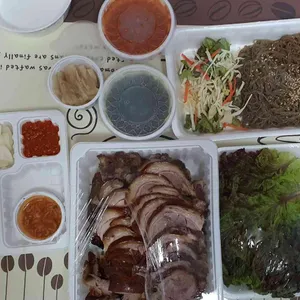 유가네왕족발 사진