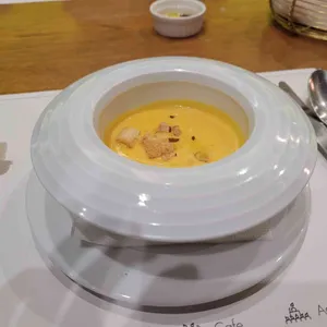 로얄라운지다이닝 사진
