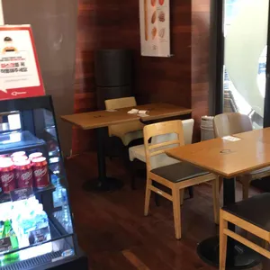 퀴즈노스 리뷰 사진