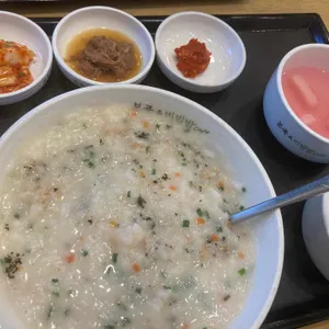 본죽 사진