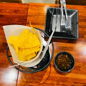 교촌치킨 사진