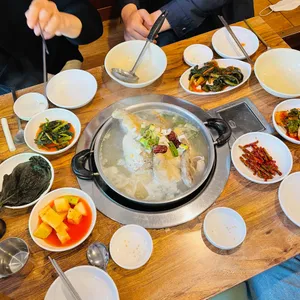 예진 닭한마리 산낙지 사진