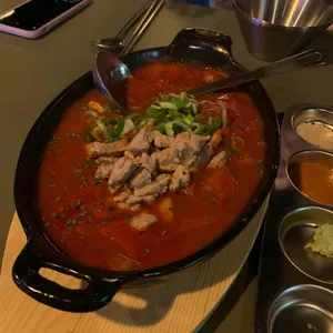 포크댄스 리뷰 사진
