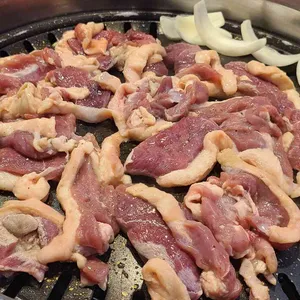 두메골돌솥쌈밥 사진