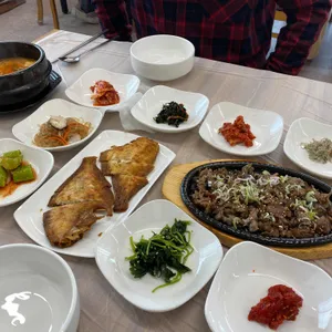 흥부네밥상 사진