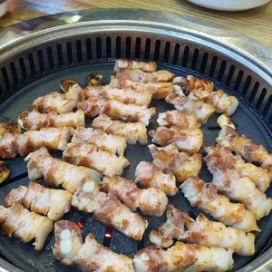 돼지만 왕소금구이 리뷰 사진