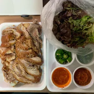 장수족발 사진