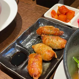 윤옥 리뷰 사진