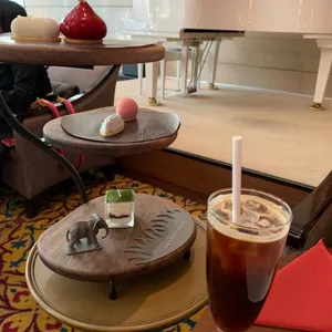 페닌슐라 리뷰 사진