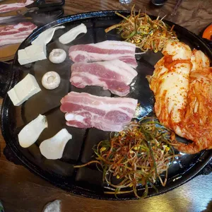 거북이삼겹살 사진