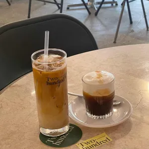 투헌드레드 리뷰 사진