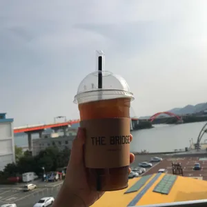 더 브릿지 리뷰 사진