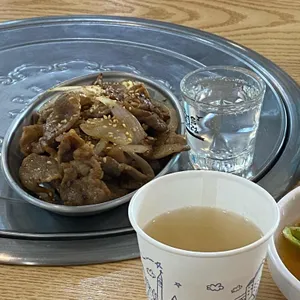김양옥 사진
