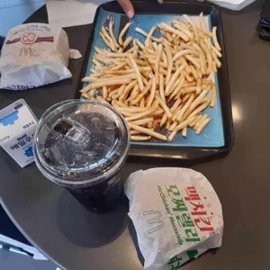 맥도날드 사진