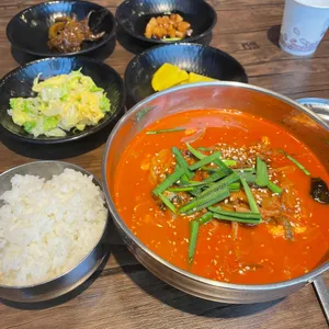 우리콩짬뽕순두부 사진