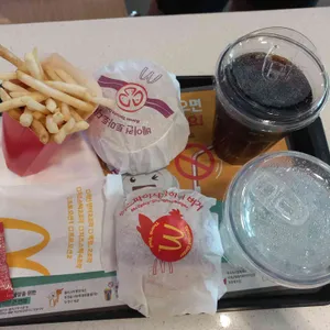 맥도날드 리뷰 사진