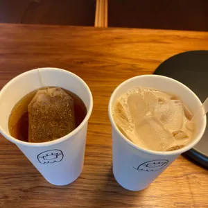 카페 로비 사진