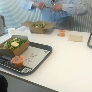 샐러디 리뷰 사진