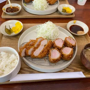 카츠토랑 사진