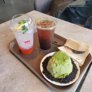 폴바셋 사진
