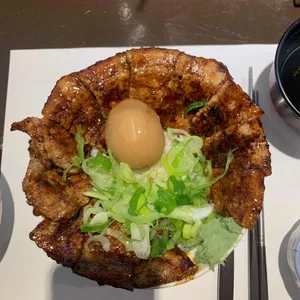 스미비 부타동 리뷰 사진