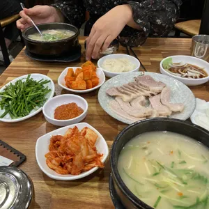 수영 돼지국밥 리뷰 사진