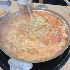 흥부부대찌개 사진