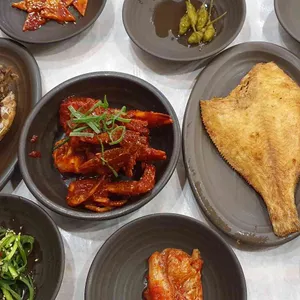 예이제게장백반 사진