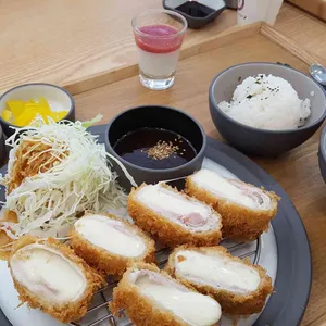 카츠인 사진