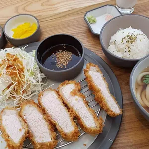 카츠인 사진
