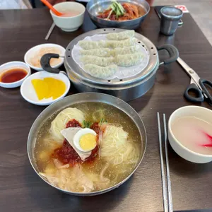 밀면전문점 사진