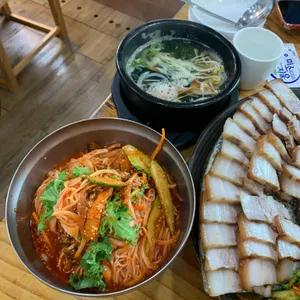 장 비빔국수 리뷰 사진