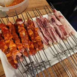칭따오양꼬치 사진