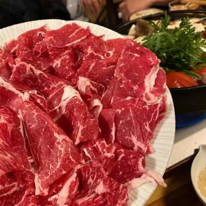 연 사진