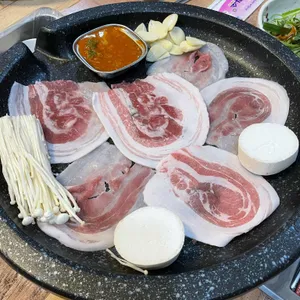 꽃대패집 대표 사진