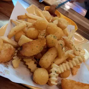 노랑통닭 사진