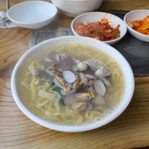 옛날바지락손칼국수 사진
