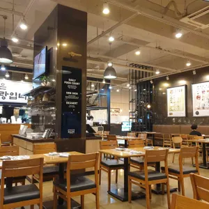 식탁 리뷰 사진