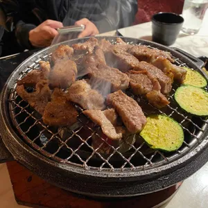 889 사진