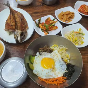 명동생선구이김치찌개 사진