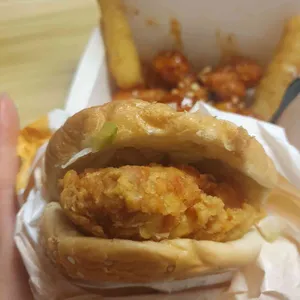 맘스터치 사진